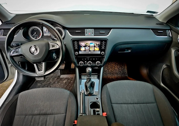 Skoda Octavia cena 83500 przebieg: 148000, rok produkcji 2020 z Dęblin małe 106